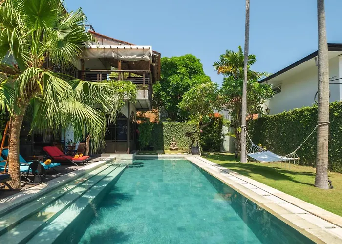 Niconico Mansion By Finder Seminyak (Bali)